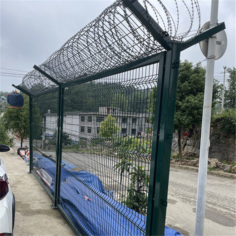 廣東監(jiān)獄鋼網(wǎng)墻、監(jiān)獄隔離網(wǎng)、監(jiān)獄金屬隔離網(wǎng)，