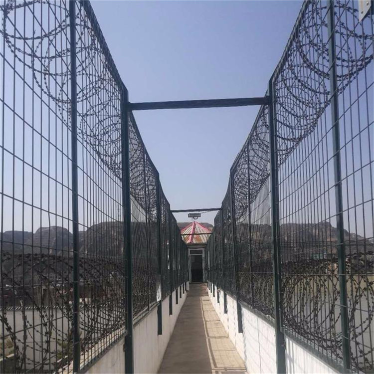 廣東監(jiān)獄哨所鋼網(wǎng)墻案例展示